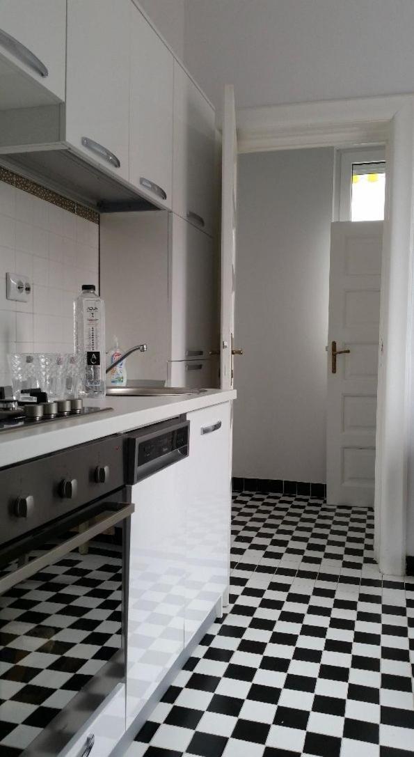 Central Appartment - Heart Of Bucharest - Sector 1 - New Renovated - Open Space المظهر الخارجي الصورة